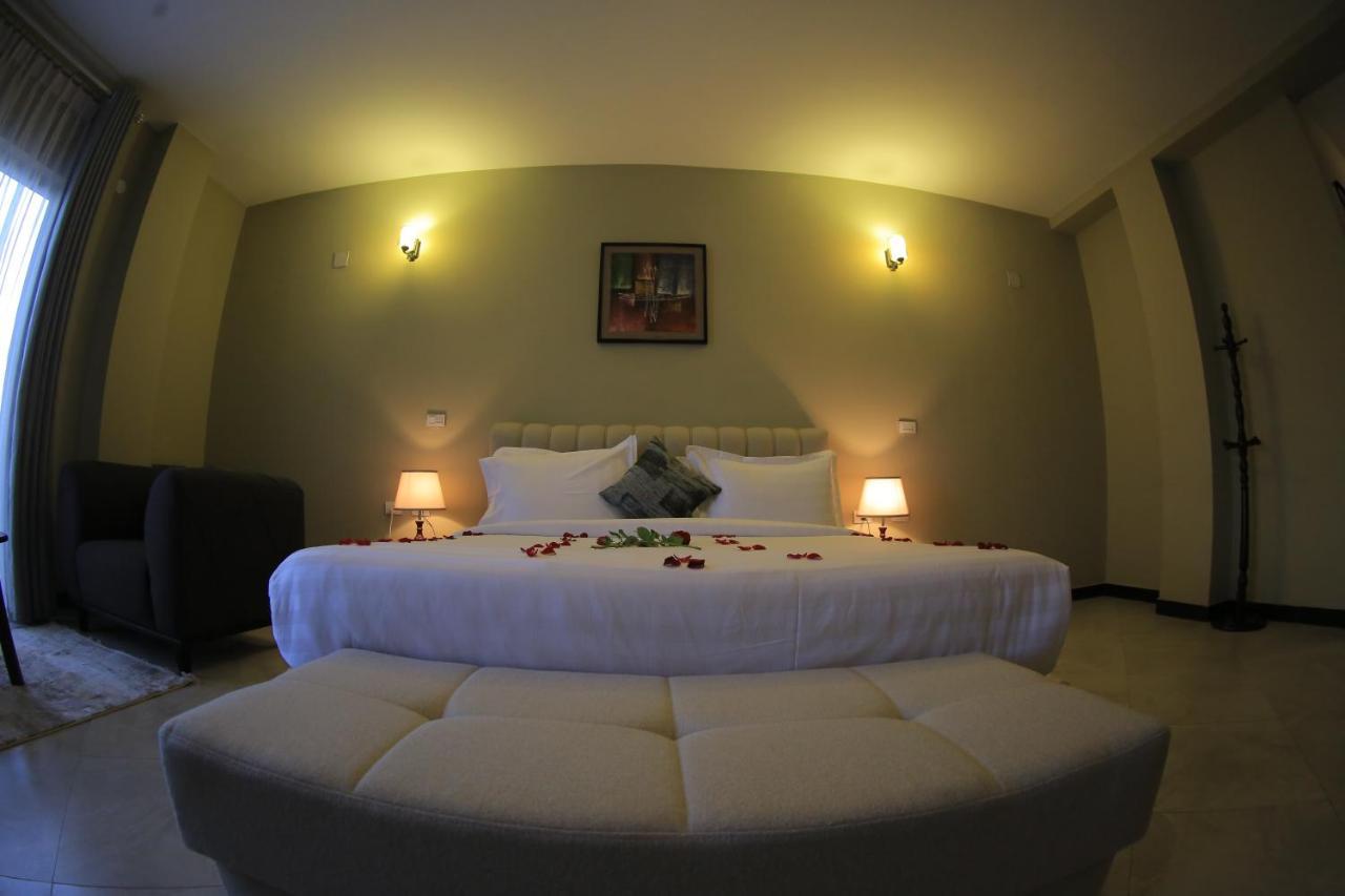Daisy Hotel Addis-Abeba Extérieur photo