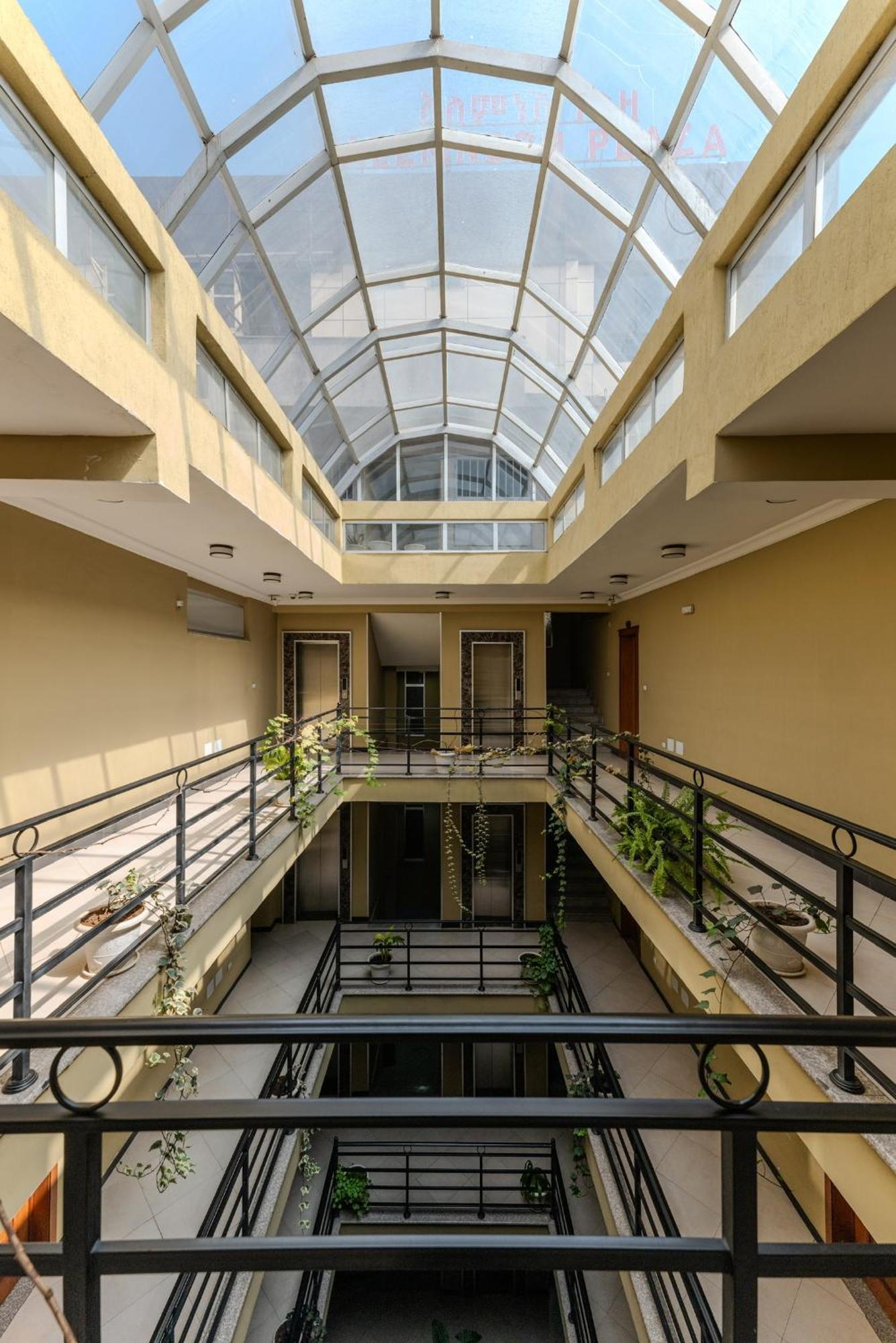 Daisy Hotel Addis-Abeba Extérieur photo